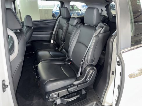 Used 2024 Honda Odyssey EX-L image 14