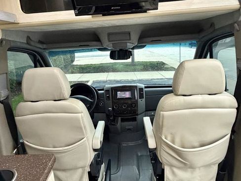 Used 2012 Mercedes-Benz Sprinter 3500 image 41