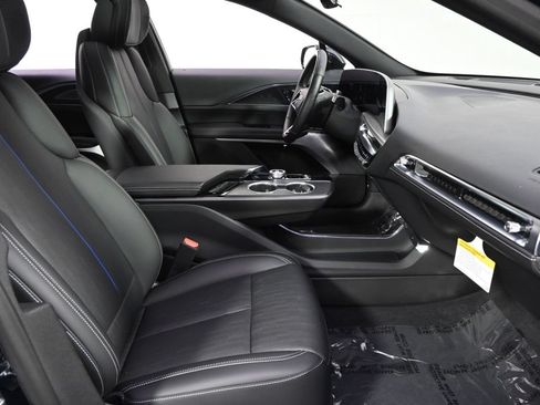 New 2026 Cadillac Lyriq Premium Luxury w/ LPO, Floor Liner Package AWD/4WD image 16