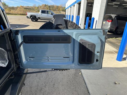 Used 2021 Ford Bronco First Edition image 7