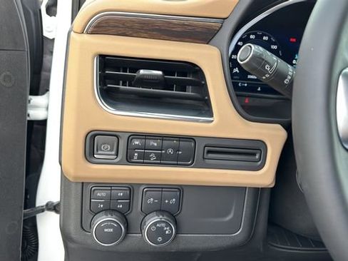 Used 2023 Chevrolet Tahoe Premier image 21