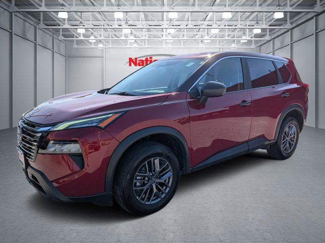 Certified 2025 Nissan Rogue S AWD/4WD image 1
