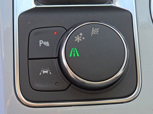 New 2025 Chevrolet Blazer LT w/ Convenience Package image 13