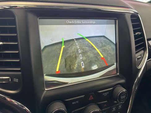 Used 2018 Jeep Grand Cherokee Trailhawk w/ Trailhawk Luxury Group AWD/4WD image 29