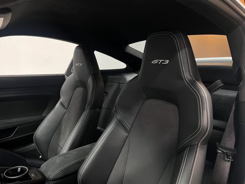 Used 2022 Porsche 911 GT3 RWD image 25