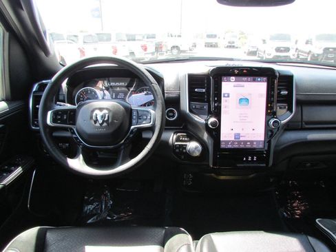 Used 2025 RAM 1500 Laramie AWD/4WD image 25