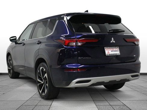 Used 2024 Mitsubishi Outlander SE image 5