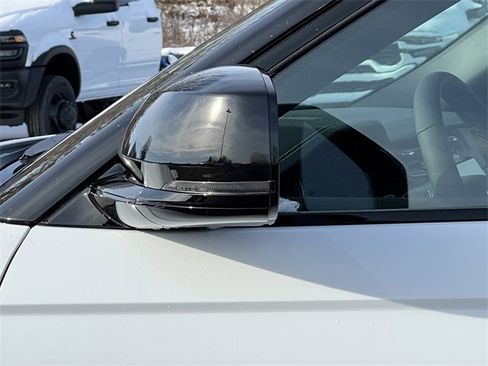 New 2025 Jeep Grand Cherokee Limited w/ Trailer Tow Package image 41