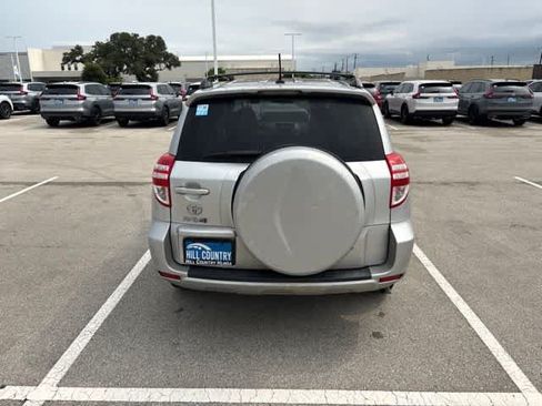 Used 2012 Toyota RAV4 FWD w/ Value Pkg image 4
