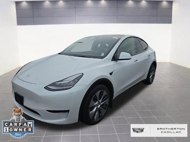 Used 2022 Tesla Model Y Long Range AWD/4WD image 1
