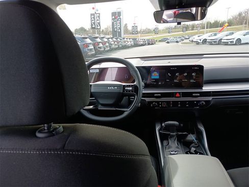 New 2026 Kia Sorento LX image 15