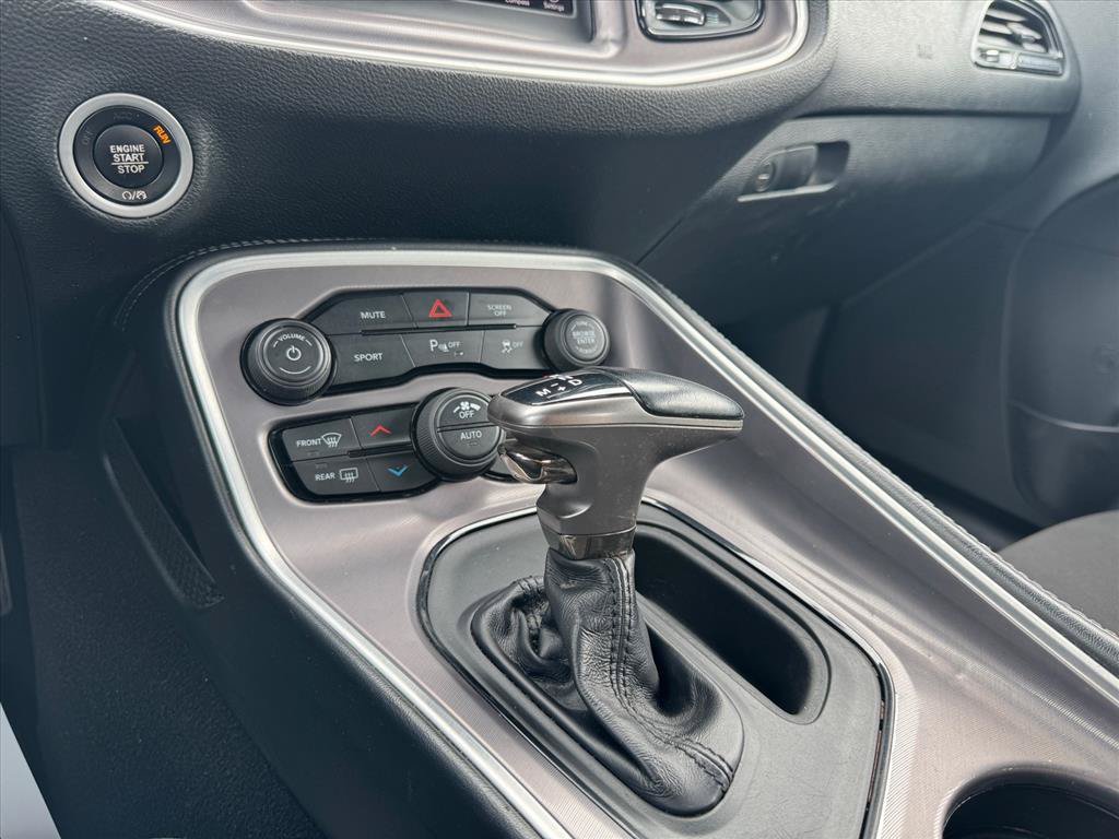 Used 2022 Dodge Challenger GT RWD image 19