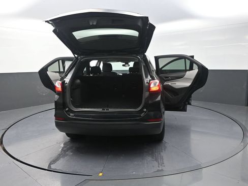 Used 2020 Chevrolet Equinox LS AWD/4WD image 36