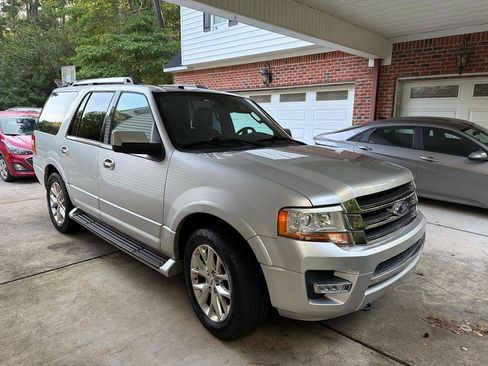 Used 2017 Ford Expedition Limited AWD/4WD image 1