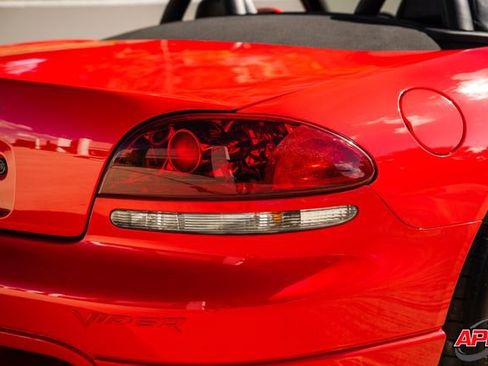 Used 2003 Dodge Viper SRT-10 RWD image 46