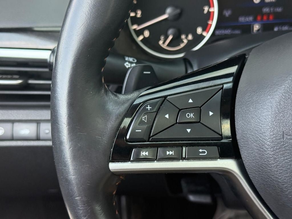 Used 2023 Nissan Altima 2.0 SR FWD image 19