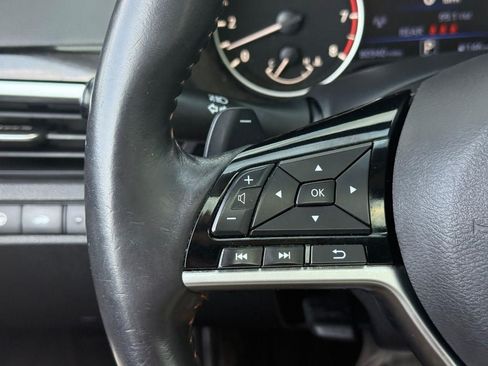 Used 2023 Nissan Altima 2.0 SR FWD image 19