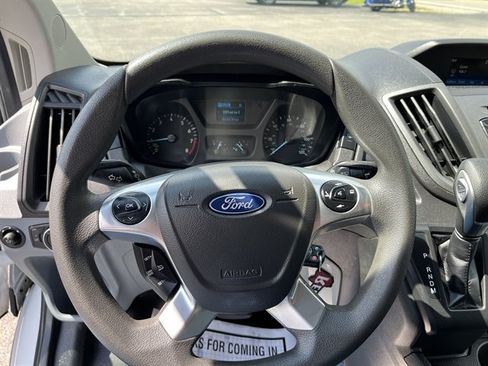 Used 2018 Ford Transit 150 XL RWD image 19