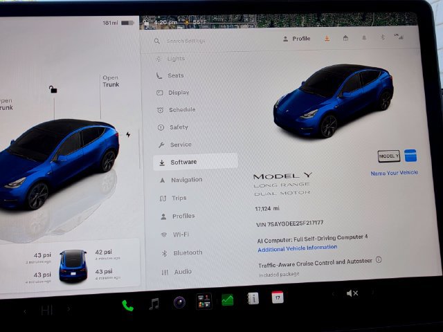 Used 2025 Tesla Model Y Long Range AWD/4WD image 52