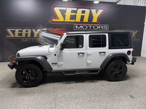 Used 2022 Jeep Wrangler Unlimited Sport image 6