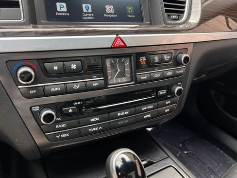 Used 2017 Genesis G80 3.8 w/ Option Group 02 image 25