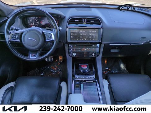 Used 2019 Jaguar F-PACE S image 14