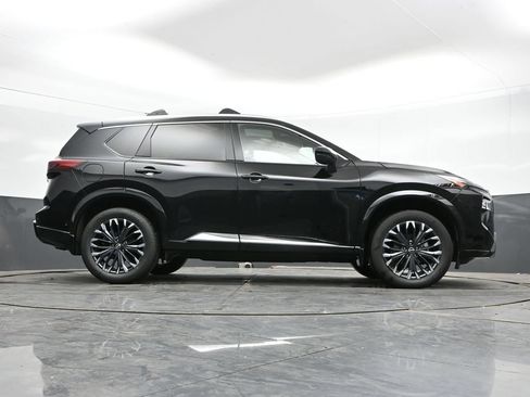 Used 2026 Nissan Rogue Platinum w/ Platinum Premium Package AWD/4WD image 42