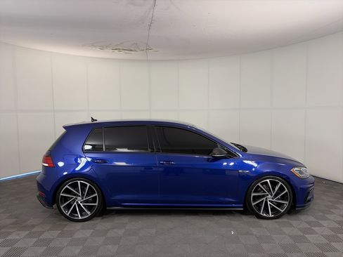 Used 2018 Volkswagen Golf R 4-Door image 7