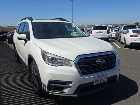Used 2020 Subaru Ascent Limited w/ Technology Package AWD/4WD image 1