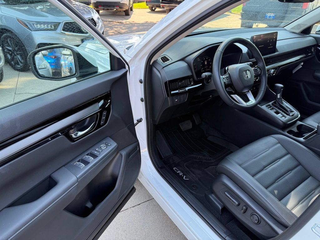 Certified 2026 Honda CR-V EX-L image 13
