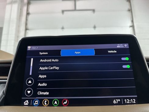 Used 2021 Chevrolet Suburban Premier w/ Premium Package image 34