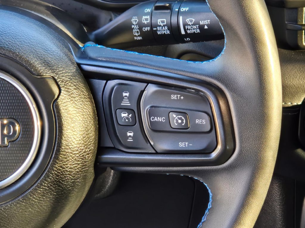 Used 2024 Jeep Wrangler Unlimited Rubicon 4xe AWD/4WD image 16