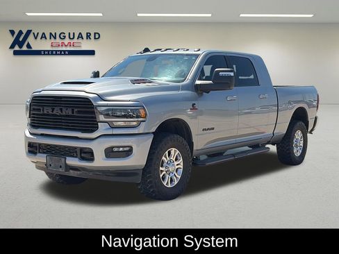 Used 2024 RAM 2500 Laramie w/ Night Edition AWD/4WD image 4