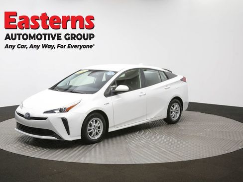 Used 2022 Toyota Prius LE image 50