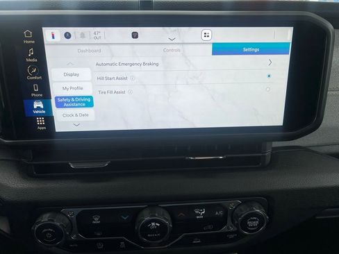 Used 2024 Jeep Wrangler Sport S AWD/4WD image 32