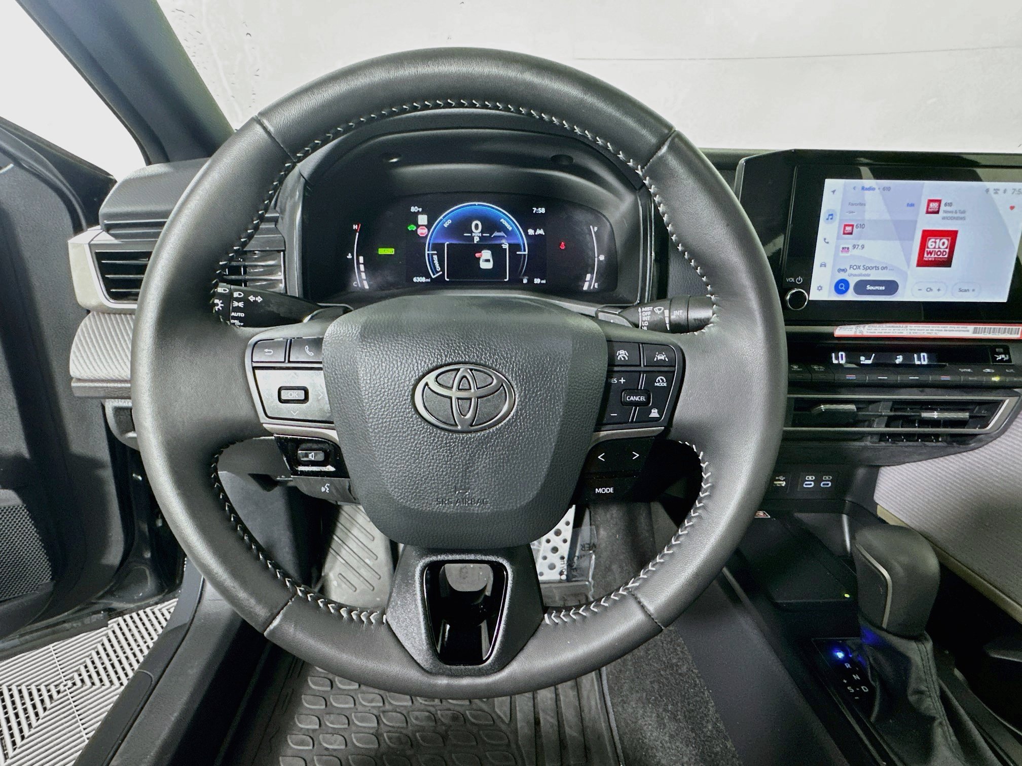 Certified 2026 Toyota Camry SE FWD image 15