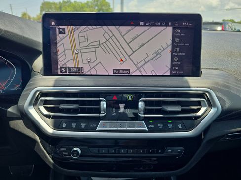 Used 2022 BMW X3 sDrive30i w/ M Sport Package 2 RWD image 17