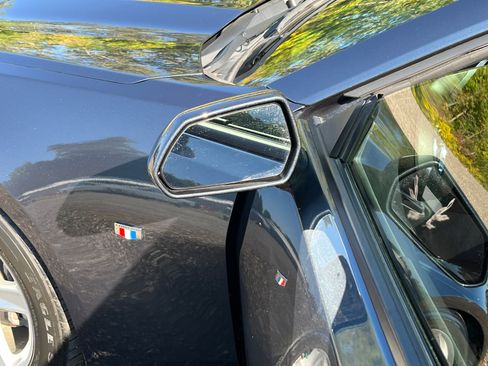 Used 2021 Chevrolet Camaro LT image 34