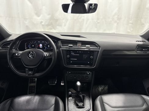 Used 2020 Volkswagen Tiguan SEL Premium R-Line image 15