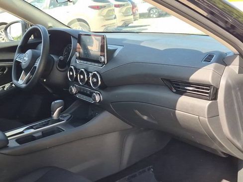 Used 2025 Nissan Sentra SV FWD image 27