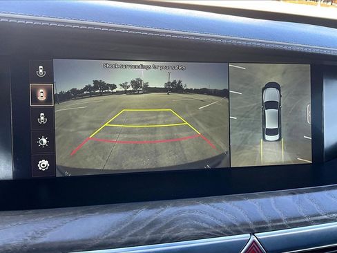 Used 2020 Genesis G90 3.3T Premium image 14