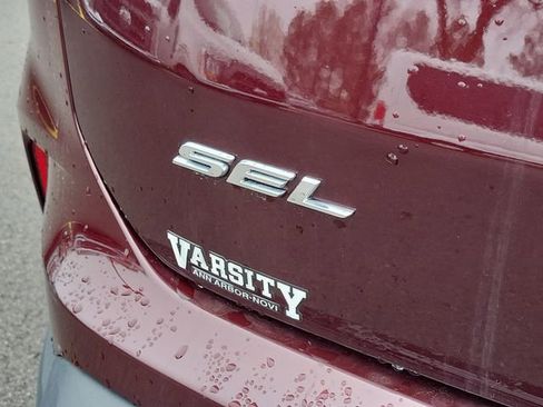 Certified 2024 Ford Edge SEL w/ Convenience Package AWD/4WD image 7