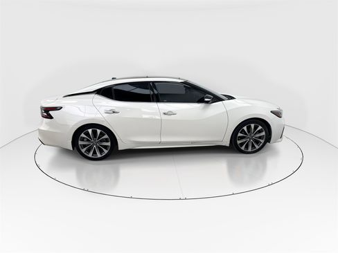Used 2021 Nissan Maxima Platinum w/ Sport Mat Group image 9