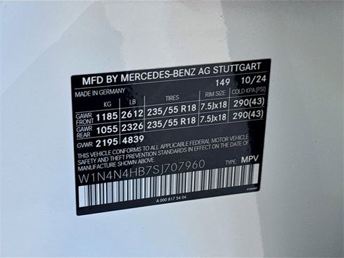 Certified 2025 Mercedes-Benz GLA 250 4MATIC image 30