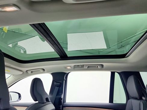 New 2025 Volvo XC90 B6 Plus w/ Protection Package Premier image 22