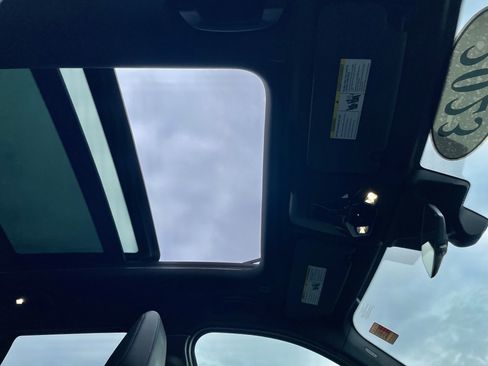 Used 2023 BMW X1 xDrive28i w/ Convenience Package image 17