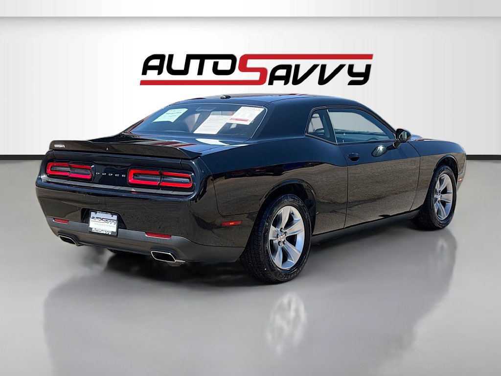 Used 2021 Dodge Challenger SXT RWD image 7