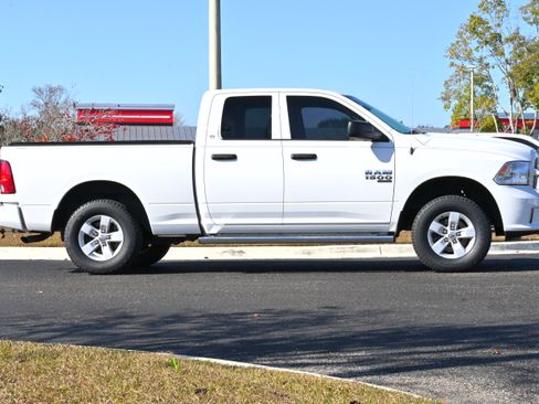 Used 2019 RAM 1500 Express image 7