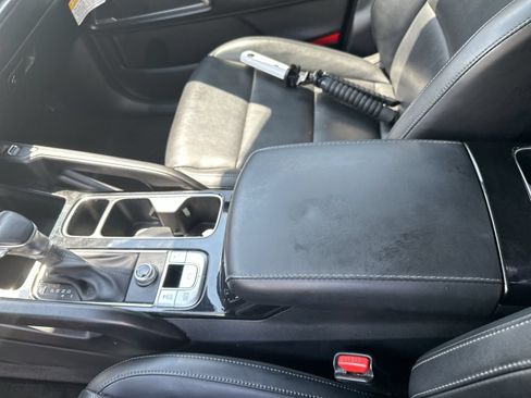 Used 2024 Kia Telluride S w/ S Sunroof Package FWD image 19