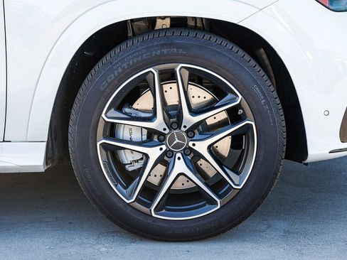 Used 2025 Mercedes-Benz GLE 53 AMG 4MATIC Coupe image 9